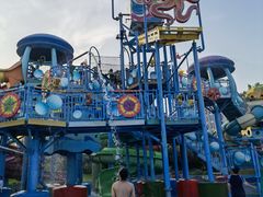 -欢乐水魔方水世界