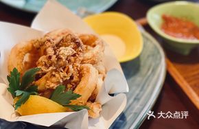 Crispy Fried Squid and Tiger Shrimp