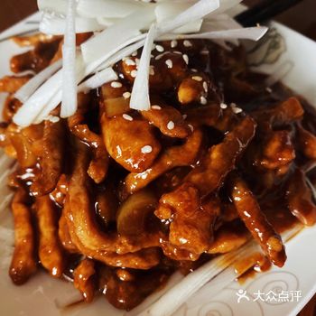 我做菜的方子是看了七八个菜谱，七八个视频之后自己综合