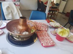 -毛辣果·贵州红酸汤牛肉火锅(西单店)