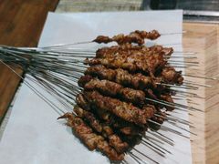 -郑享吃烧烤烩面(红专路店)