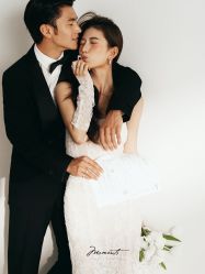 -雪中彩影婚纱摄影·微光艺术中心