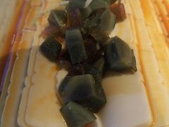 皮蛋豆腐-胖哥俩肉蟹煲(龙德广场店)