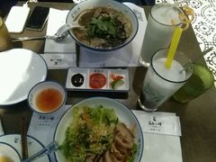 -美奈小馆·越南料理(中航城君尚购物中心店)