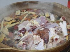 -威邵鸡煲(西华路总店)