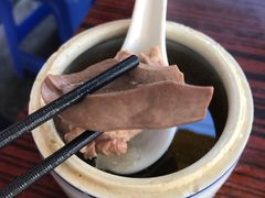 猪腰龙骨汤-鑫馨餐厅