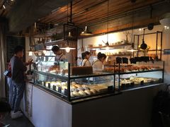 面包甜点陈列柜-仙峰天然面包(迎宾路店)