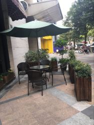 店外一角-discovery 发现 hair salon