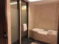 -舟山希尔顿酒店