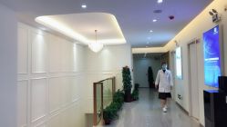 走廊-Dr.ACNE痘院长祛痘皮肤管理连锁