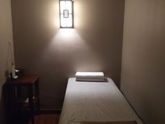 -裕和堂中医推拿艾灸(太古汇臻品店)