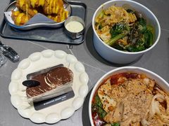 -W COLLECTIVE  DESSERT SHOP