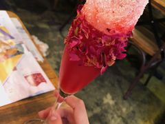 红唇鸡尾酒-胡桃里乐队酒馆(长春总店)
