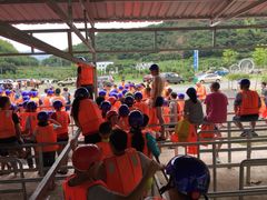 大溪峡闯滩漂流-雅鲁激流探险漂流