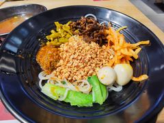 -粉探营螺蛳粉(长宁龙之梦店)