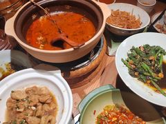 柴火稻草鱼-吃饭皇帝大土家民族菜(荟聚店)