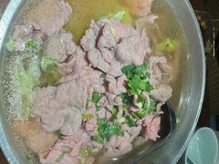 -全牛匠·乐山跷脚牛肉(西单华威约饭街店)