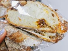 无花果面包-老梦面包 CHEZMOREL(三源里店)