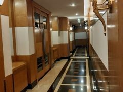 -武汉五月花大酒店(武昌火车站中南路地铁站店)