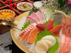 -蟹犇前•帝王蟹雪蟹(陆家嘴店)