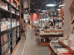 -西西弗书店&矢量咖啡(凯德晶萃广场店)