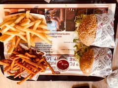 -The Habit Burger Grill 哈比特汉堡(复兴soho店)