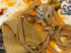 -渝是乎酸菜鱼(龙旗购物中心店)
