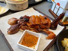 厨娘灌汤脆皮鸭-小厨娘淮扬菜(清江苏宁广场店)