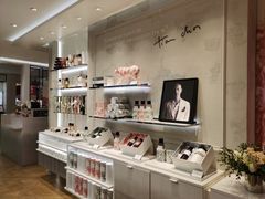 -DIOR迪奥(德基广场女装店)