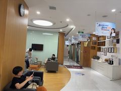 -雅悦齿科(顾村公园店)
