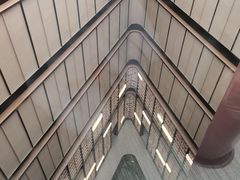 -上海虹桥中心爱琴海亚朵S酒店