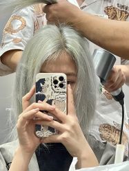 -Tloml salon