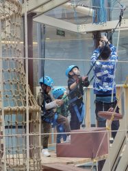 -PIPIKINGDOM皮皮王国欢乐号(欢乐海岸购物中心店)