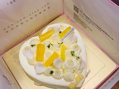 金钻凤梨奶油蛋糕-福气鲜活面包·生日蛋糕