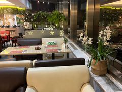 -亮马河饭店翠雅咖啡厅