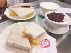 火腿蛋三明治-义顺牛奶公司(庇利金街店)