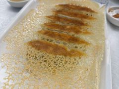 -品海楼·大连海胆锅贴馆(东港店)