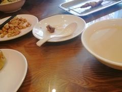 -清真吴记门钉肉饼·喜多利