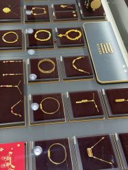 -周大福CHOW TAI FOOK(浦东八佰伴店)