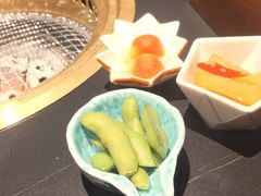 -山川小町·极番烧肉(新地假日广场店)