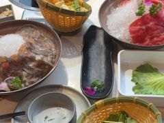 -喃喃椰·糟粕醋·椰子鸡火锅(七堡花园店)