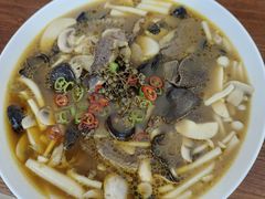 -香山湖渔家大院