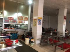 -易记皮肚面(明瓦廊店)