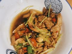 -老板很二(吉大店)