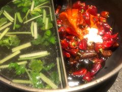 草本鸳鸯锅-盡膳口福跷脚牛肉火锅(合生汇购物中心店)