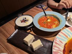 -耶里夏丽·丝路国际新疆菜·清真食品(徐汇南丹东路臻选店)