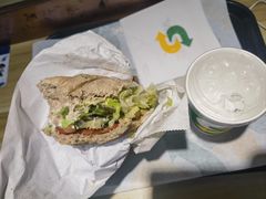 香溢金枪鱼双拼三明治-赛百味SUBWAY(三阳广场店)