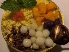 -老房老舍重庆火锅(假日城市店)