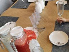 -深圳国际会展中心希尔顿酒店(前海华发冰雪世界店)