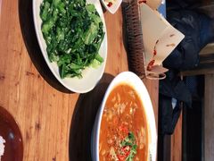 -先启半步颠小酒馆(白麓里店)
